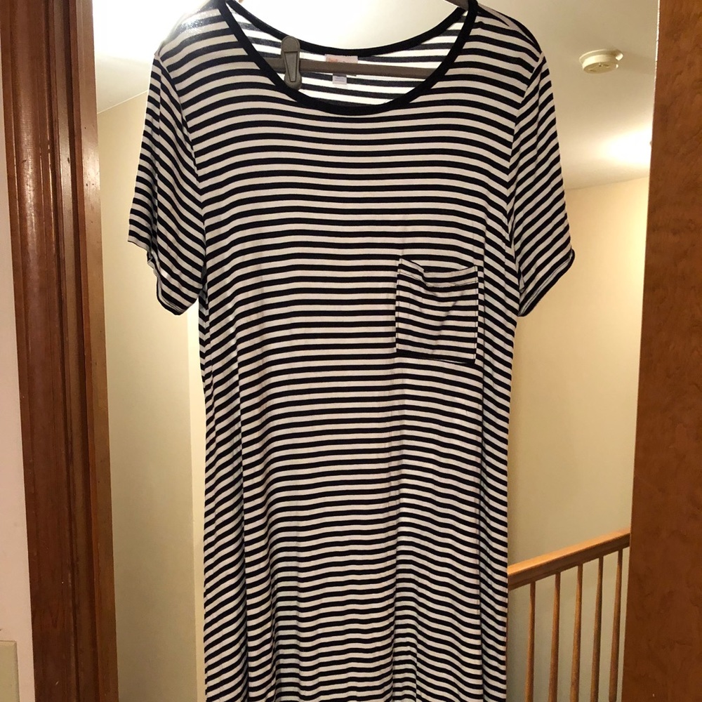 LuLaRoe Carly